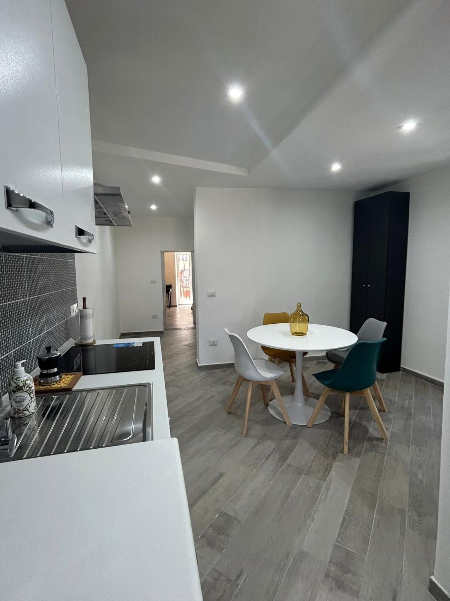 Travelers Cove - Quartieri Spagnoli Naples Luaran gambar